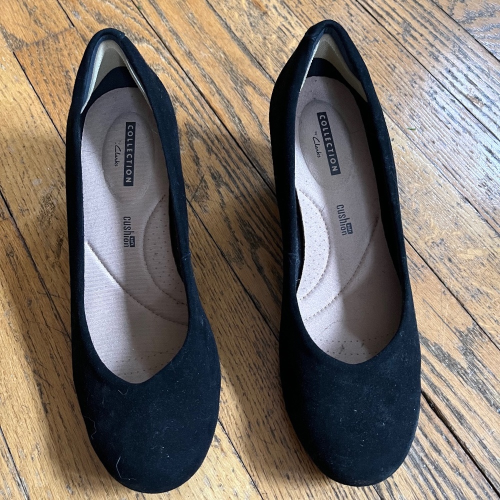 Clarks Collection Cushion Black Pump shoe